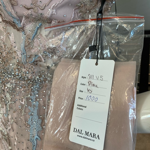 New elegant long dress/gown - Picture 5 of 17